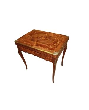 Tavolino da gioco francese stile Luigi XV riccamente intarsiato della seconda metà del 1800