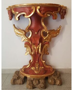 Console in legno laccato e dorato