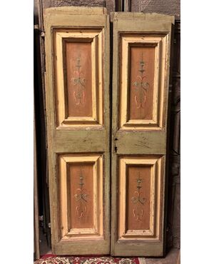 PTL711 - Porta laccata umbra a due battenti, epoca '700, misura luce cm L 93 x H 195