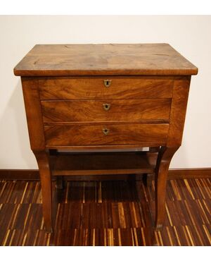 Toilette francese del 1800 stile Direttorio in legno di noce