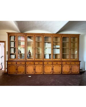 Libreria in larice