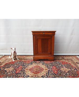 Small walnut Louis Philippe style cupboard with one door, early 20th century
