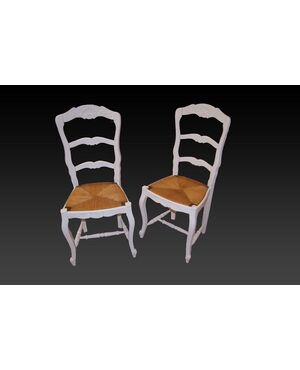 Group of 6 French chairs, late 1800s, Provençal style, white lacquered and pickled.