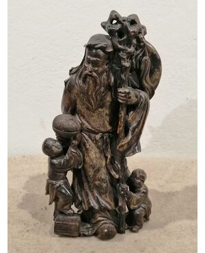 Scultura cinese del XIX secolo in pietra saponaria su base coeva sagomata