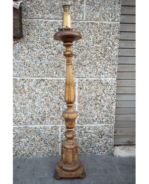 Carved 18th-century floor candlestick