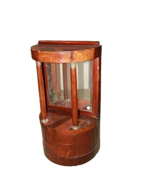 French Empire style mahogany feather console cabinet from the 1800s