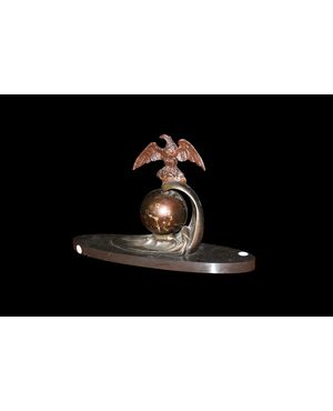 Art Deco 1900s table clock with bronze eagle and marble base
