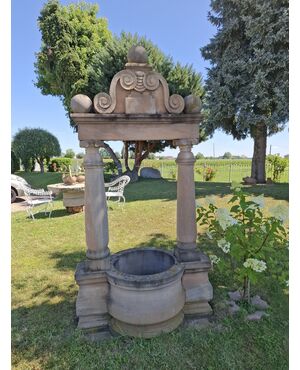 Pozzo in pietra