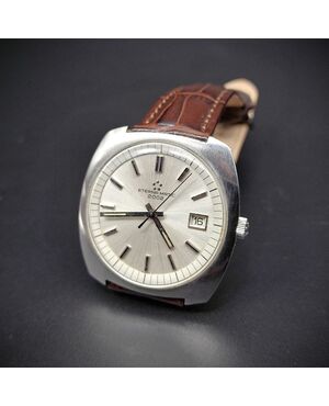 Eterna matic 2002 automatic wristwatch, circa 1973