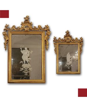 PAIR OF NEOCLASSICAL MIRRORS WITH ENGRAVED GLASS, LATE 18TH CENTURY