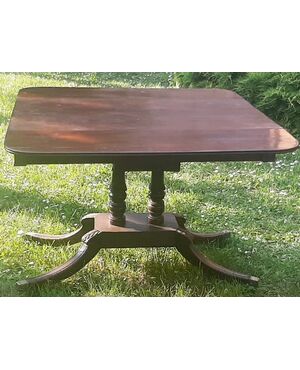 English living room table