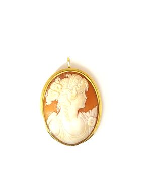 Pendente , Spilla in oro con Cameo