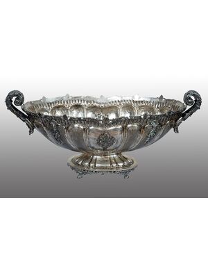 Antique embossed silver bowl/centerpiece from the 20th century.