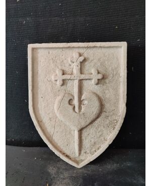 Elegante stemma gentilizio - 27 x 34 cm - Marmo d'Istria - Venezia