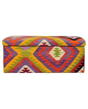 Kilim-covered trunk-bench - M/634.