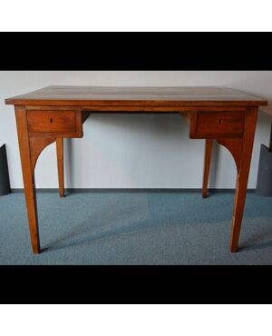 Lucchese walnut desk