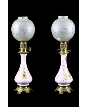 Pair of antique Old Paris pink porcelain lamps from the 1800s