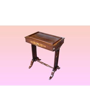 Tavolino francese stile Carlo X del 1800 in palissandro riccamente intarsiato