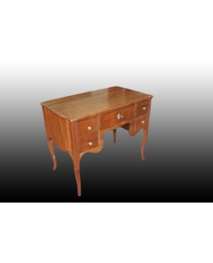Antique French Transition style walnut writing desk from the late 1700s, early 1800s