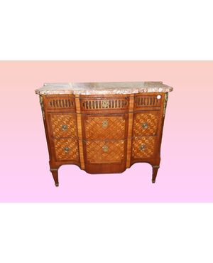 French Transition style chest of drawers from the 1800s with marble and rich inlays