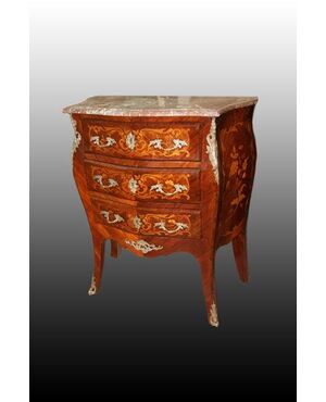 French Louis XV style commode richly inlaid of the 1800s with bronzes and marble