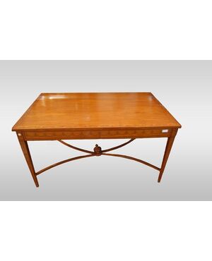 Sheraton style English writing desk in Satinwood from the 1800s with paintings