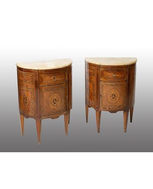 Pair of antique Louis XVI Neapolitan demi-lune sideboards belonging to the second half of the 18th century.