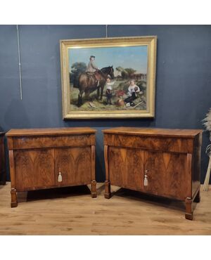 Pair of Empire sideboards, 1820, veneered in walnut burl wood