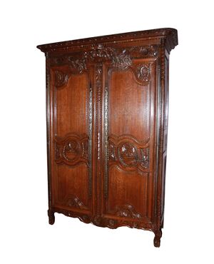 Armadio francese del 1700 Normandia da Matrimonio Mariage in legno di rovere riccamente intagliato