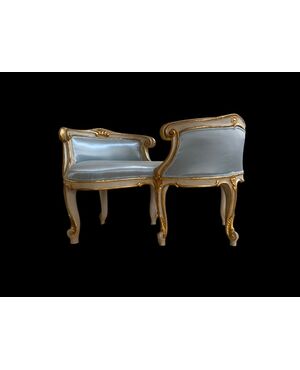 Lacquered and gilded small sofa