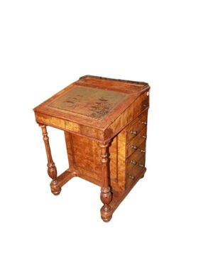 English Davenport from the second half of the 19th century in walnut and walnut burl