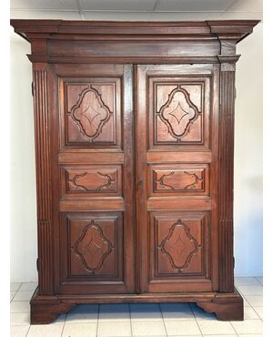 Armadio Luigi XIV  . Genova fine 600