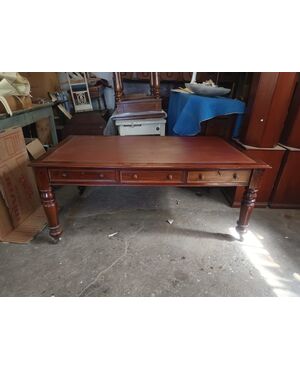 Meeting table / desk