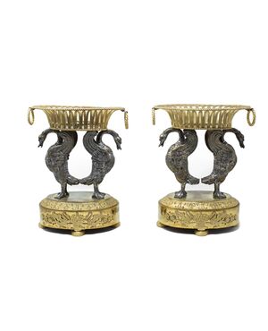 Pair of centerpieces with swans