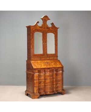 Emilian Walnut and Burl Walnut Trumeau, 18th Century