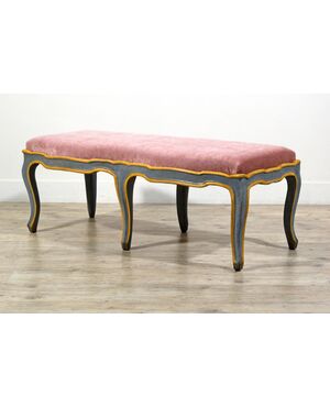Panca in legno intagliato e laccato, Epoca Barocchetto, Piemonte, metà XVIII secolo