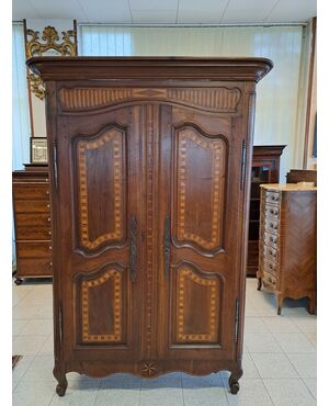 Credenza in noce H223 - L 130 -P 70