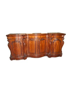 Credenza Inglese di metà 1800 stile Vittoriano in mogano riccamente intagliata