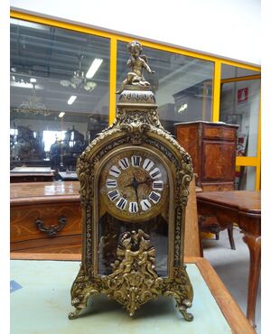Orologio da tavolo Boulle in bronzo finemente cesellato 1874 Francia