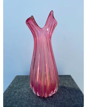Vaso in vetro sommerso con inclusioni foglia oro.Barovier &Toso.Murano