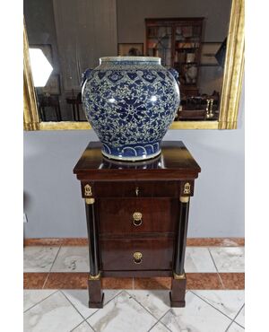 Coppia di commodini, epoca Empero