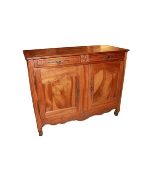 Credenza 2 porte francese in legno di noce stile Provenzale con motivo di intaglio XIX secolo