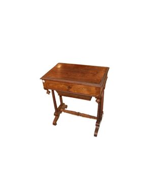 Tavolino da lavoro stile Carlo X del XIX secolo in legno di palissandro