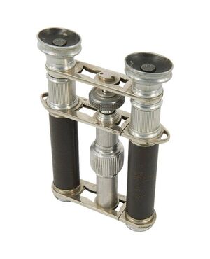 Binoculars in their original case - O/740