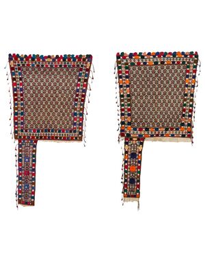 Pair of old KASHKAI (or GASHGAI) saddlebags - n.172-173