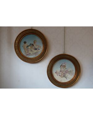 Coppia di tondi, "Giochi di amorini"