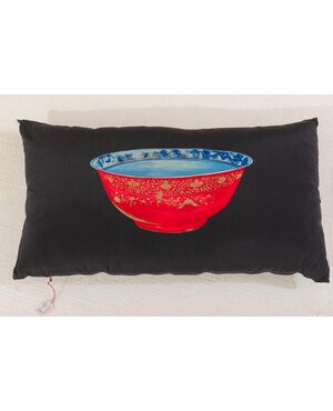 Pillow with silk panel by Giovanni Patrini - B/35 -
