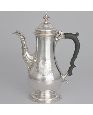 Caffettiera in argento sterling Giorgio III, Londra, 1765?