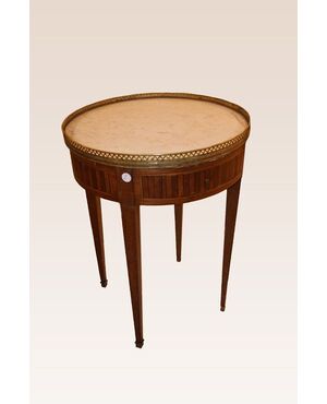 French circular coffee table from the 1800s, Louis XVI style, with white marble top