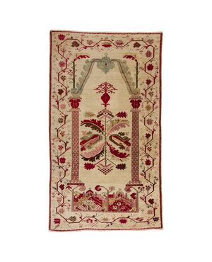 Antique collectible GHIORDES prayer rug     